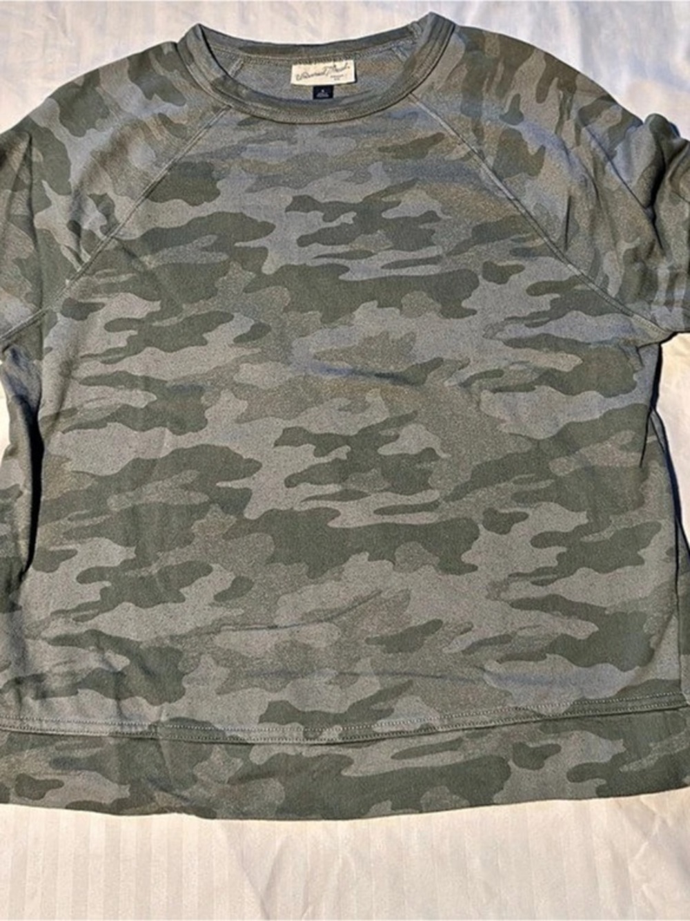 Universal Thread Camouflage Crewneck Sweatshirt Camo Crewneck Sweatshirt in